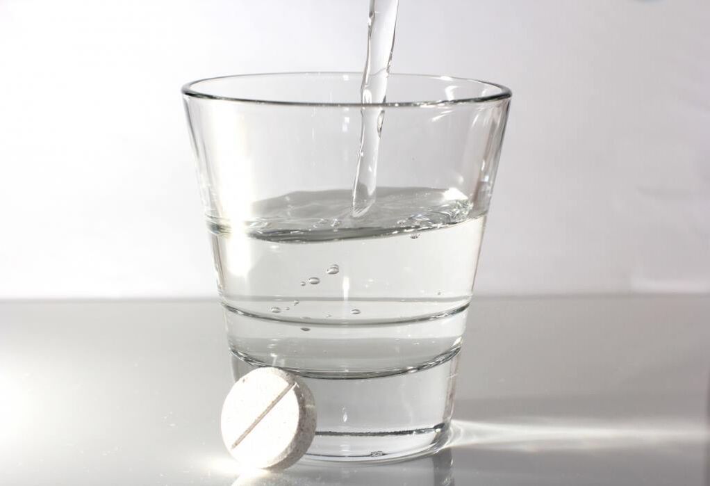 Water and pills for treating osteochondrosis